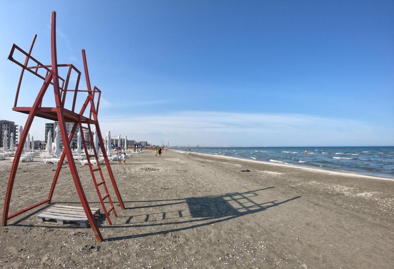 Aloha Lägenhet Năvodari Exteriör bild
